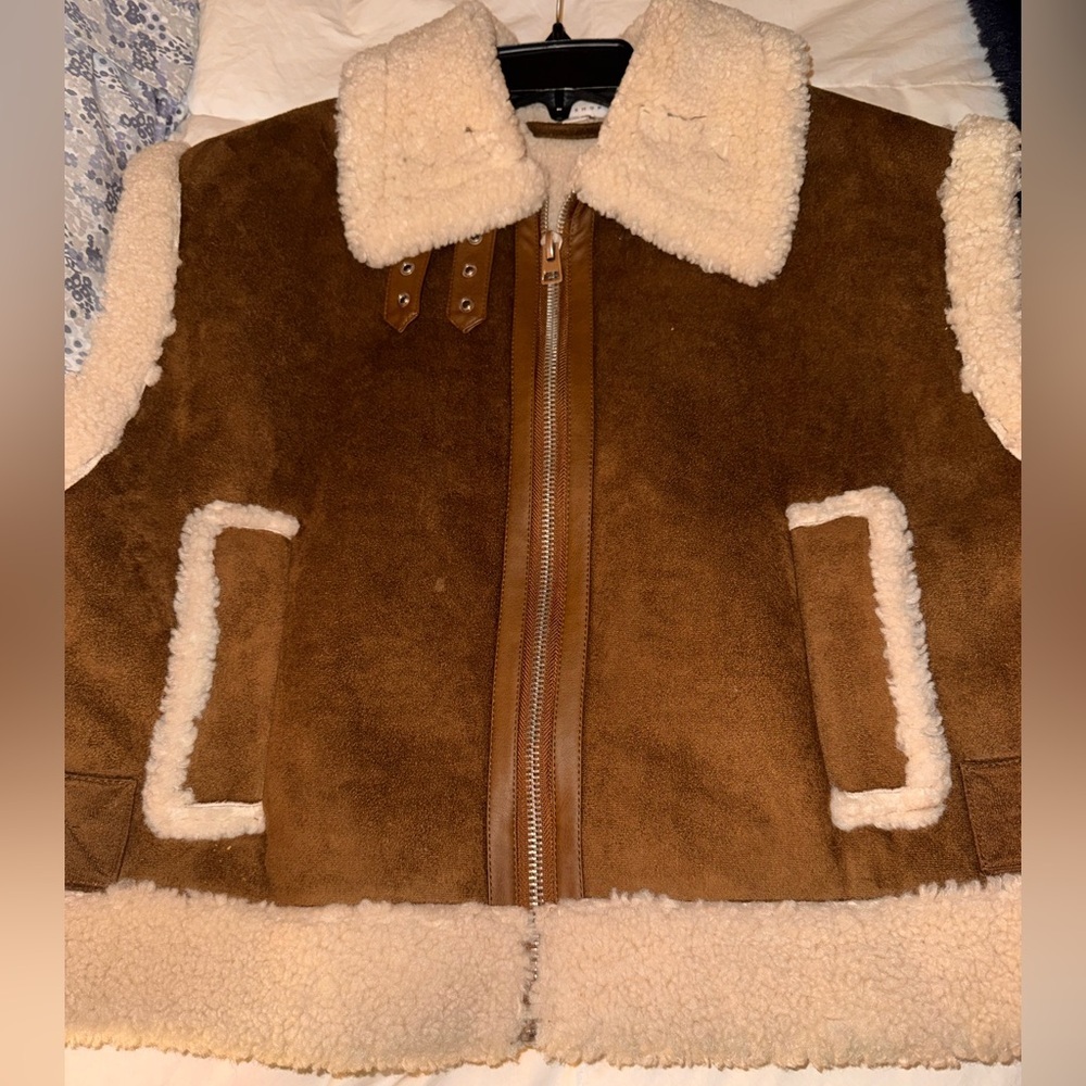 Topshop faux suede shearling oversized aviator vest in chocolate - Picture 3 of 10